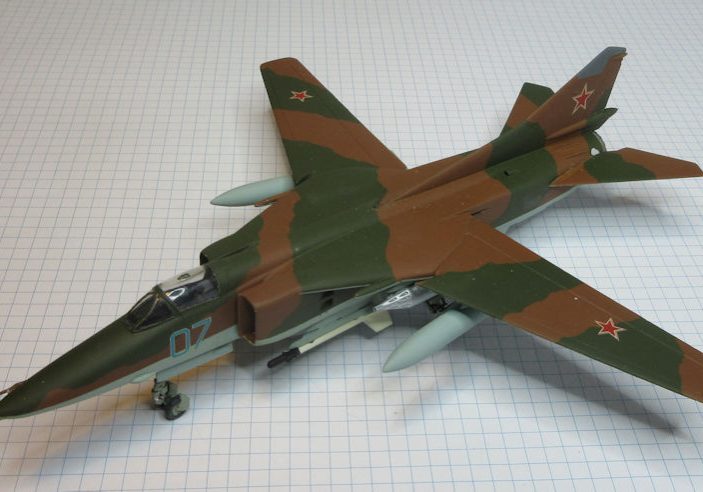 MiG 27 (Flogger D) Hasegawa 72 The Little Aviation Museum X