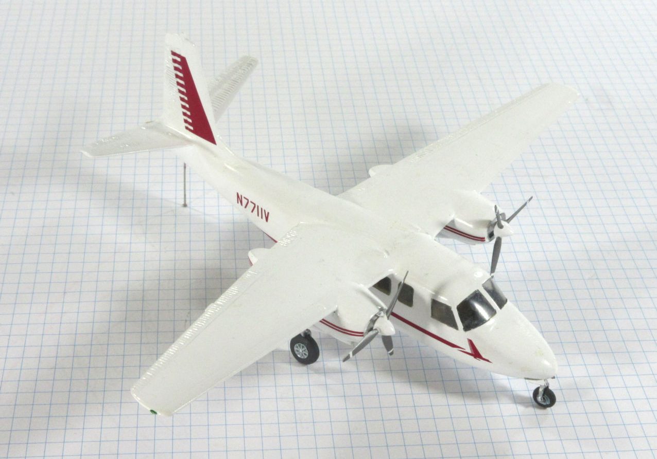 X Aero Commander 520 Croco Model Company 72 The Little Aviation Museum