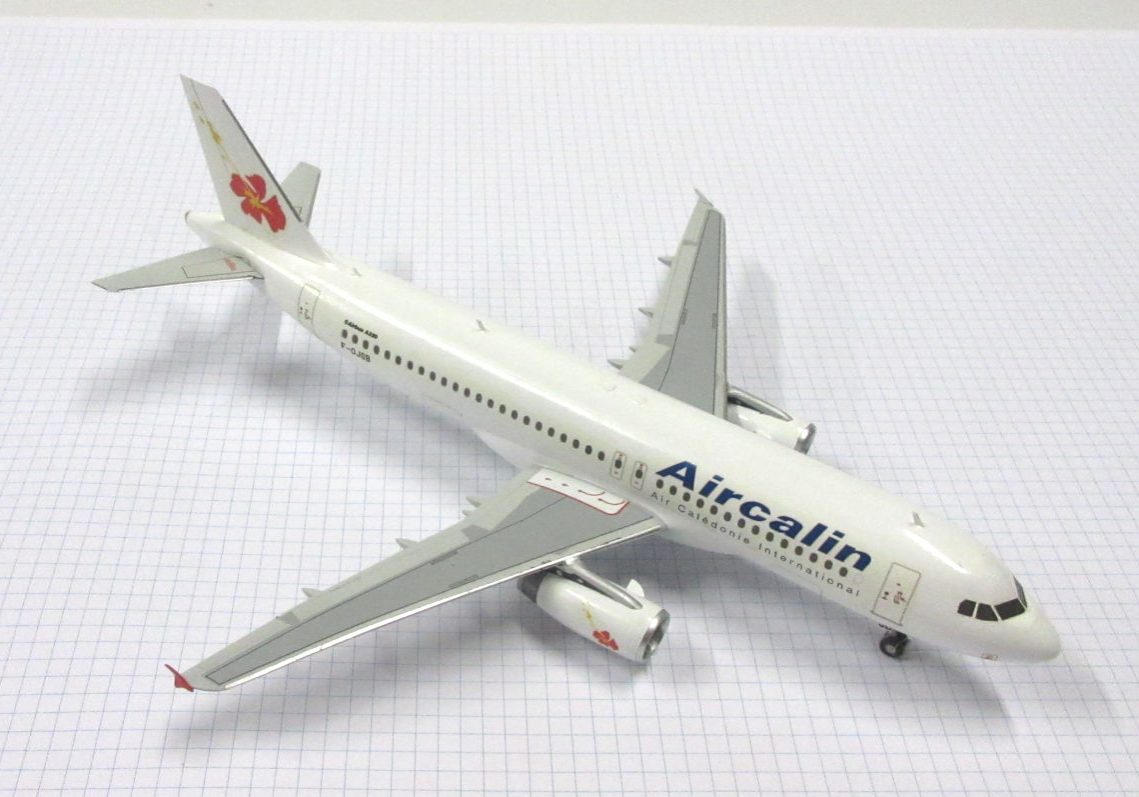 X Airbus A320 (Aircalin F OJSB 2008) Revell 144 The Little Aviation Museum