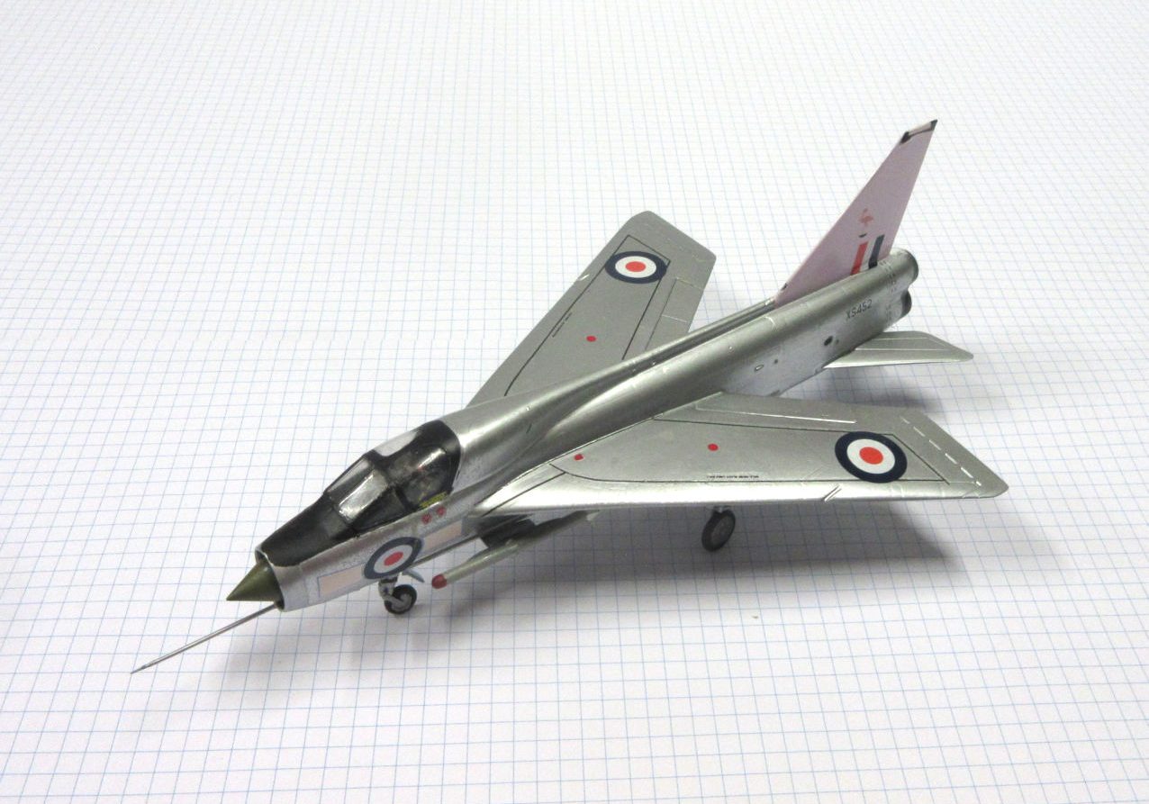 X BAC Lightning T5 (XS425 Akrotiri 1975) Sword 72 The Little Aviation Museum