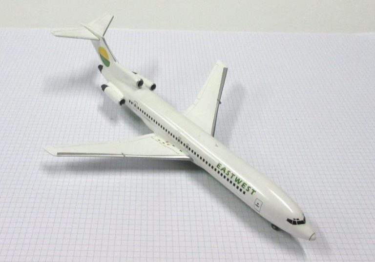 X Boeing 727 200 (VH RMN East West Airlines 1992) Airfix 144 The Little Aviation Museum