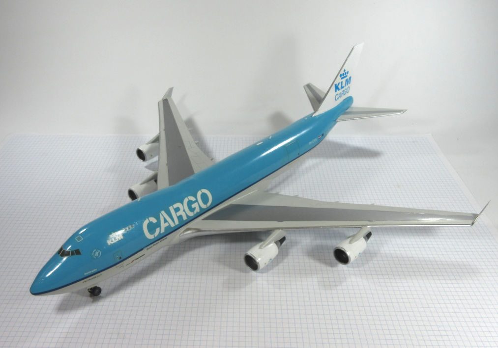 X Boeing 747 400F (KLM Cargo) Revell 144 The Little Aviation Museum
