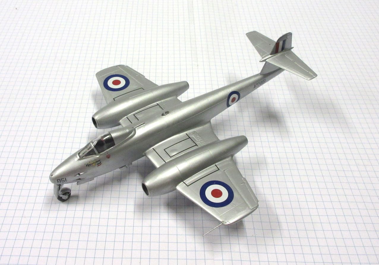 X Gloster Meteor F8 Airfix 72 The Little Aviation Museum