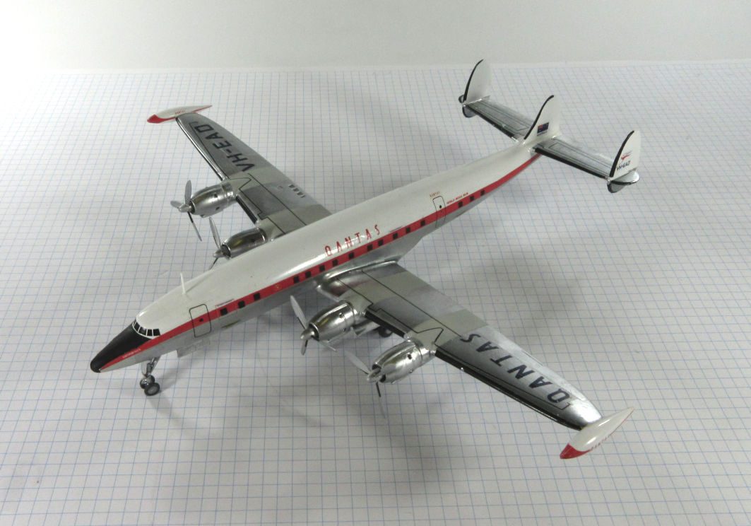X Lockheed 1049G Super Constellation (Qantas) Minicraft 144 The Little Aviation Museum