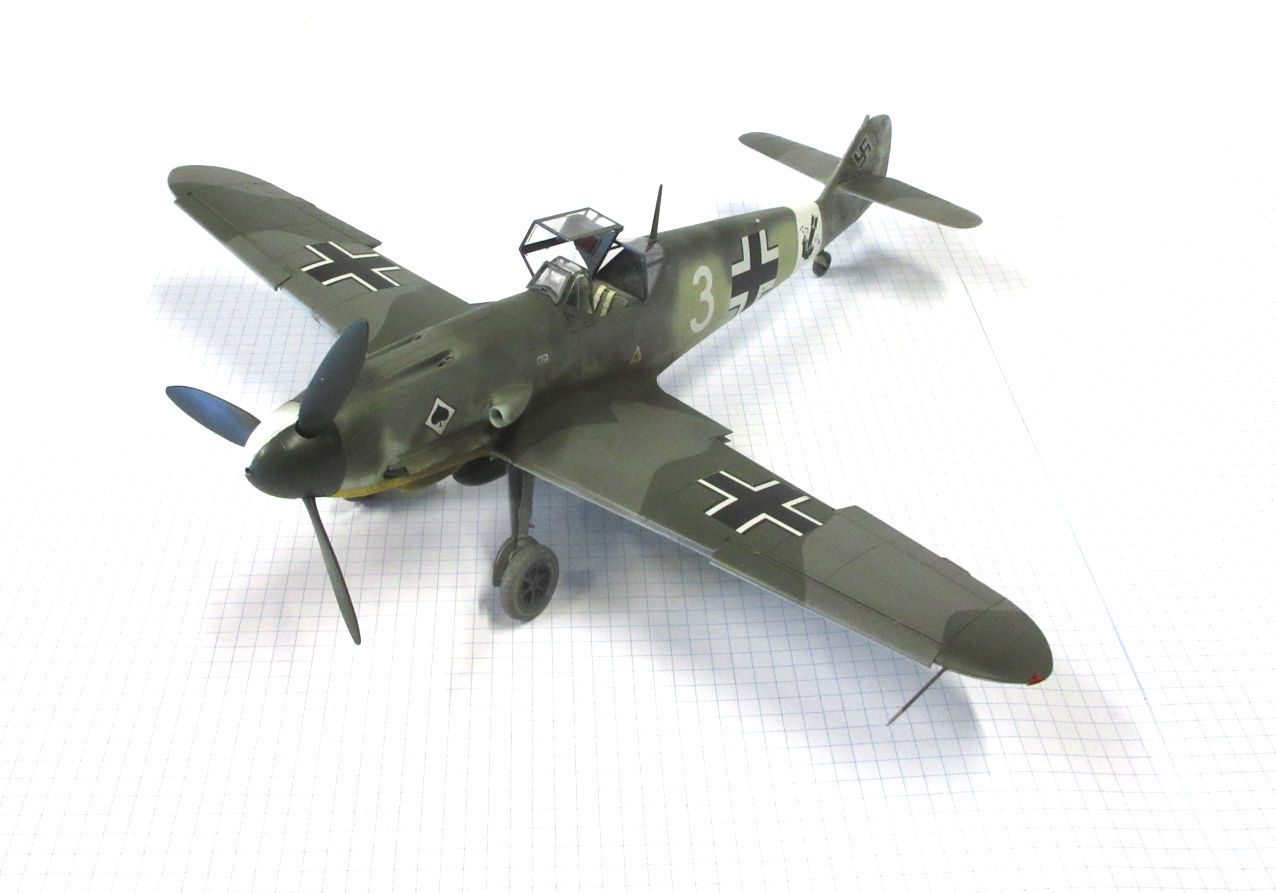 X Messerschmitt Bf109F 4B Hasegawa 32 The Little Aviation Museum