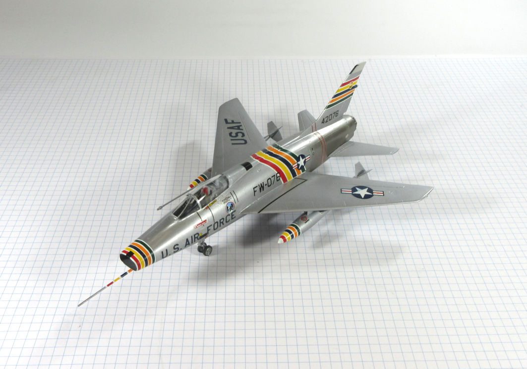 X North American F 100C Revell 72 The LIttle Aviation Museum