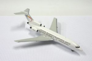 X Boeing 727 100 (VH TBS Aviation Australia 2005) Airfix 144 The Little Aviation Museum