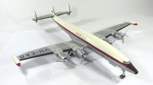 Y Lockheed 1049G (Qantas) Heller 72 The Little Aviation Museum